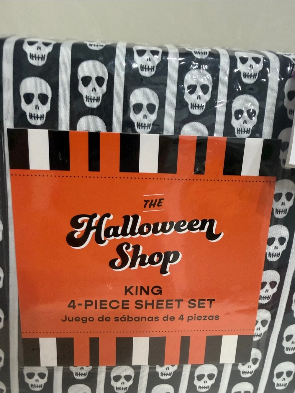 The Halloween Shop Black & White Skull Pattern KING Sheet Set